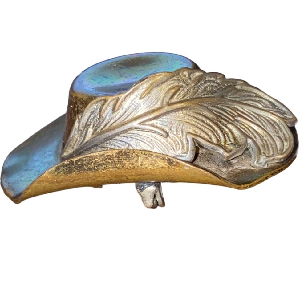 Vintage Cowboy Hat Brooch with Feather Accent – Yeehaw Your Way to Style!